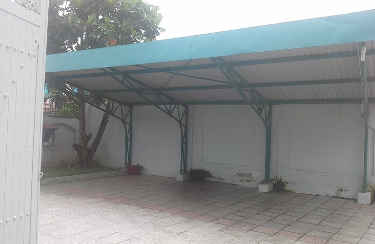 Mái che công ty có mức giá khác nhau tùy thuộc vào nhiều yếu tố